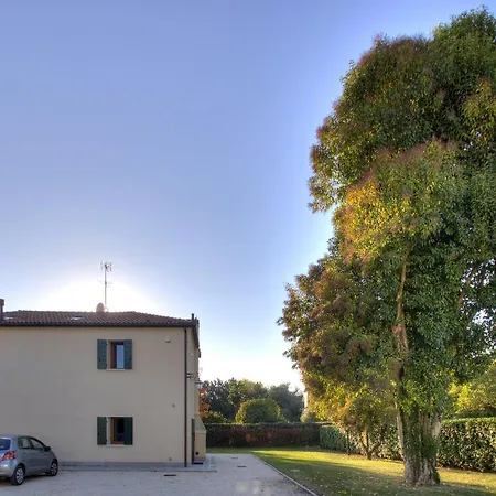 Torre-barbariga Country House,3 Beds,3 Bath,parking Apartamento Stra